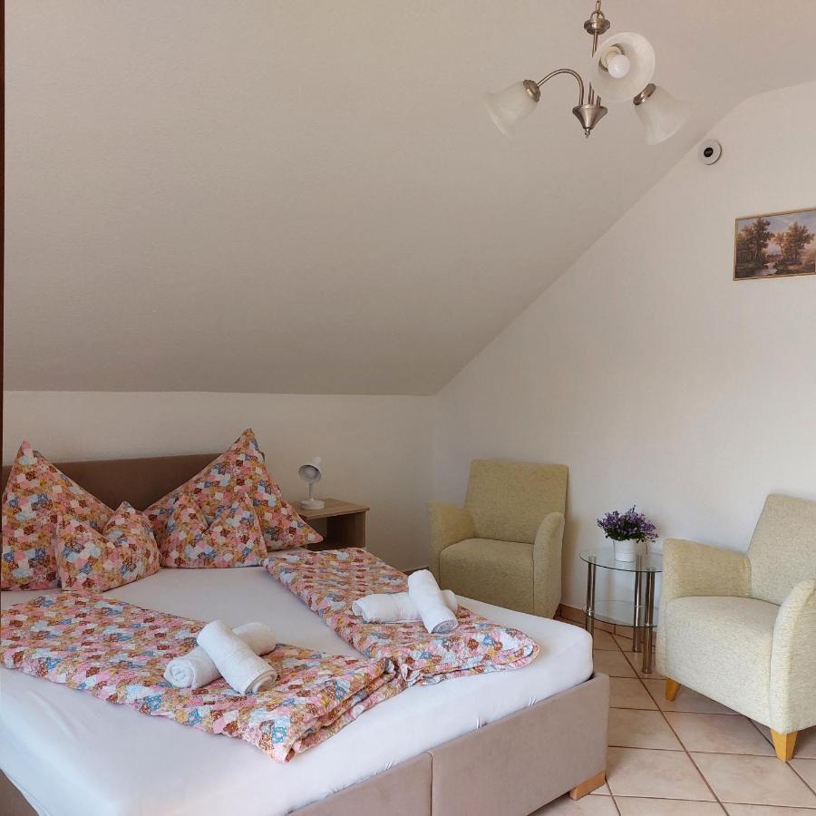 Erika Apartmanhazak Hévíz 외부 사진