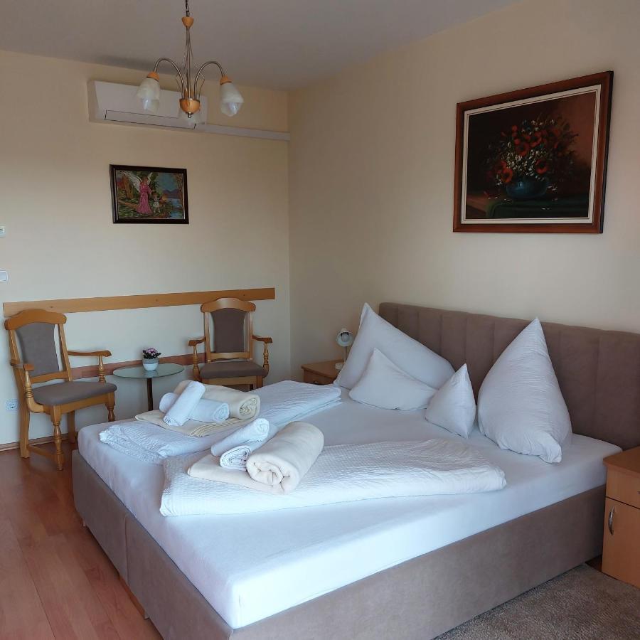 Erika Apartmanhazak Hévíz 외부 사진