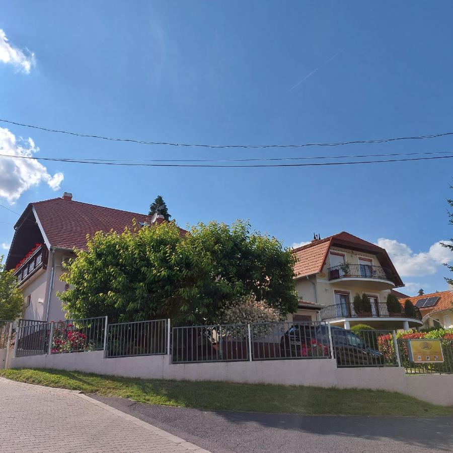 Erika Apartmanhazak Hévíz 외부 사진