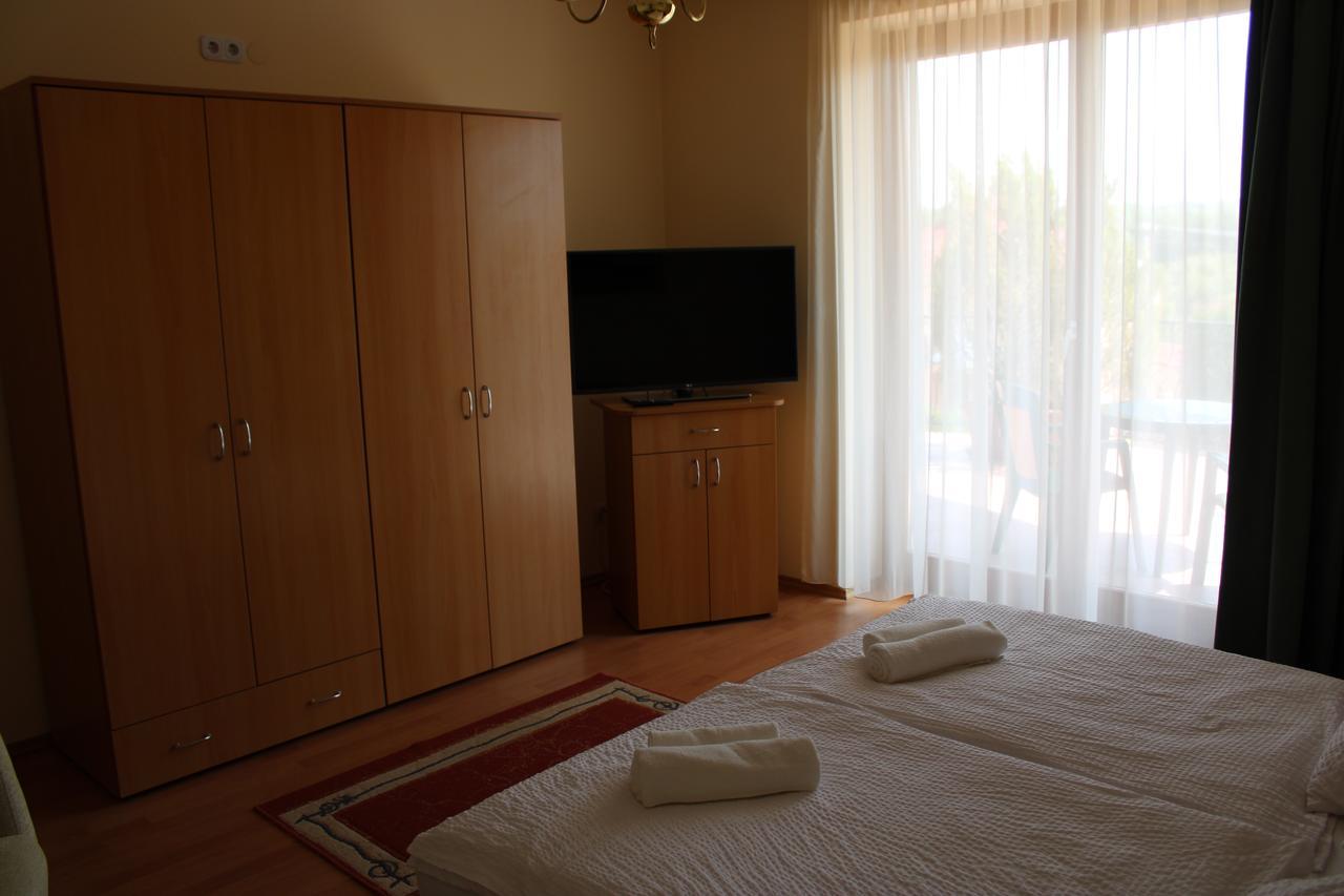 Erika Apartmanhazak Hévíz 외부 사진